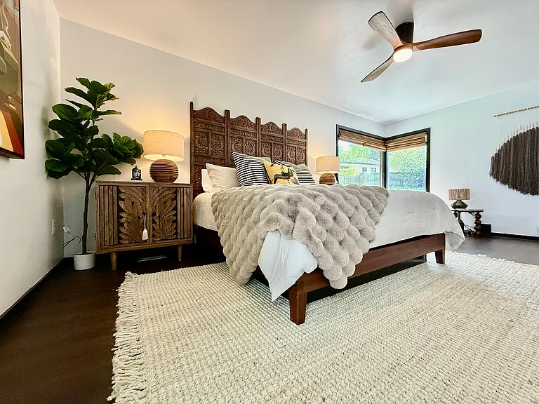 527 Valewood Ln — Photo 26