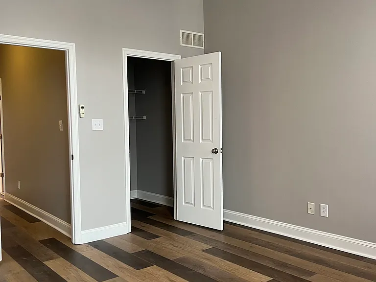 3539 Salena St — Photo 11
