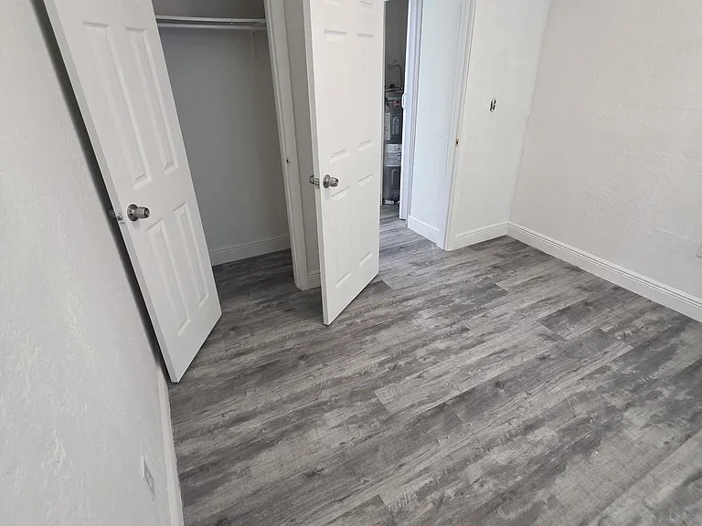 5511 SW 20th St #2 — Photo 13