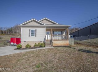 4611 NE Valley View Dr, Knoxville, TN 37924