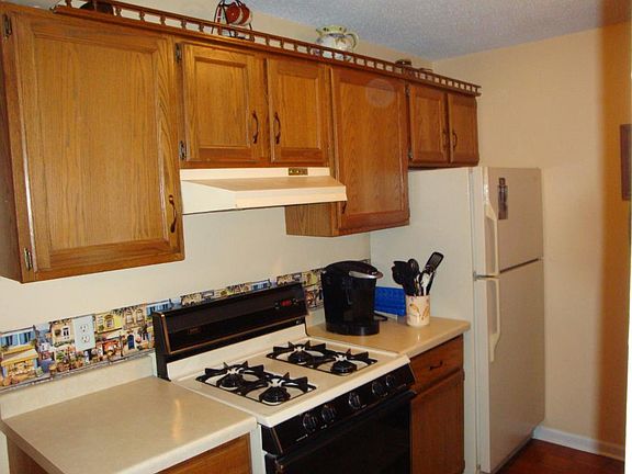 2nd image of 1601 N Innsbruck Dr APT 108