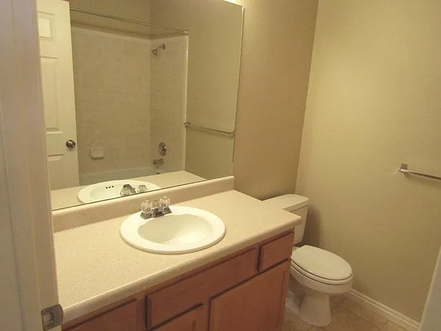 6060 Castle Park Ln — Photo 12