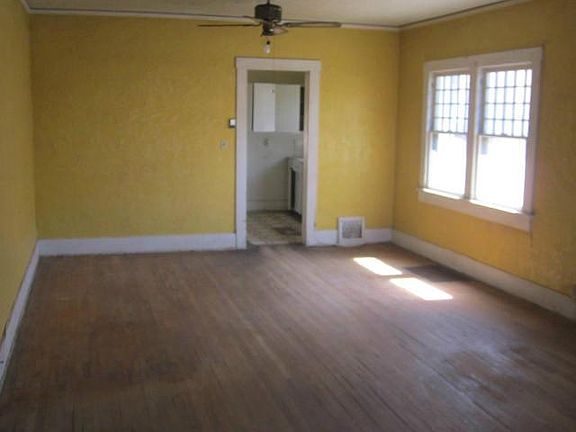4th image of 3415 Tularosa Ave
