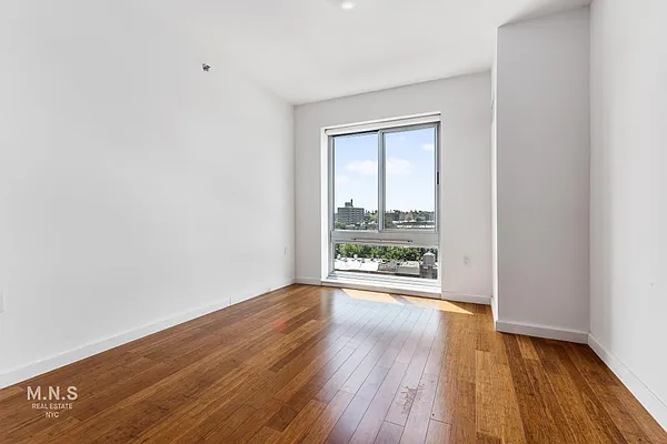 Rented by MNS | media 3