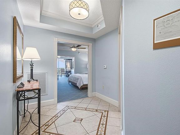 4th image of 200 OCEAN CREST DRIVE #635