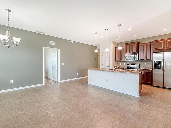 5th image of 4269 Lenox Blvd