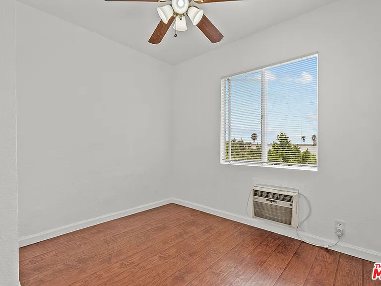 1540 N Fuller Ave #8 — Photo 10