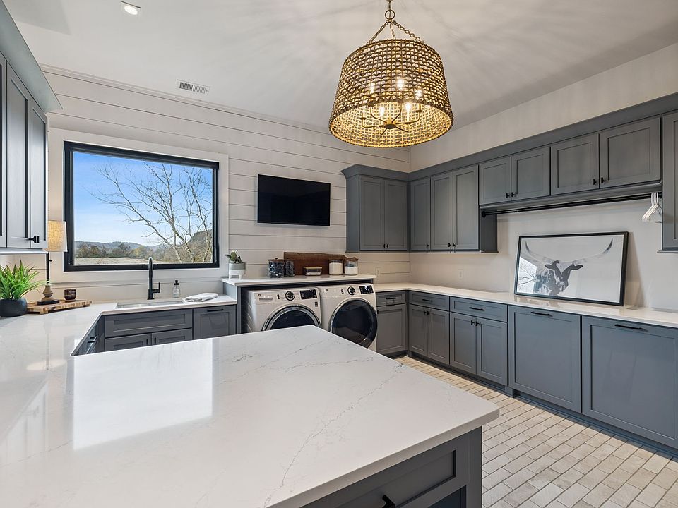 58th image of 1234 Lakeside Dr