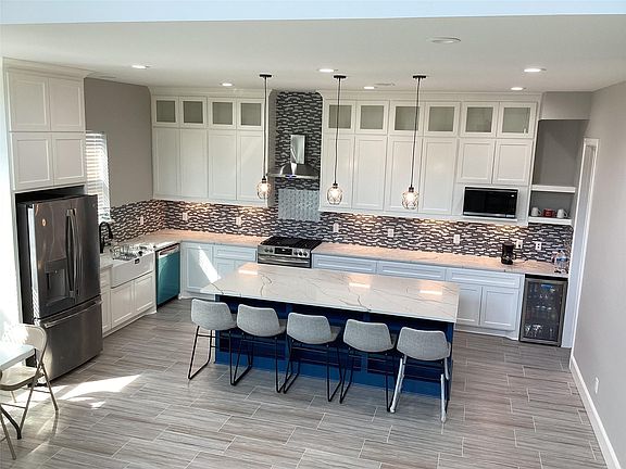 3rd image of 17030 Forest Trail Dr