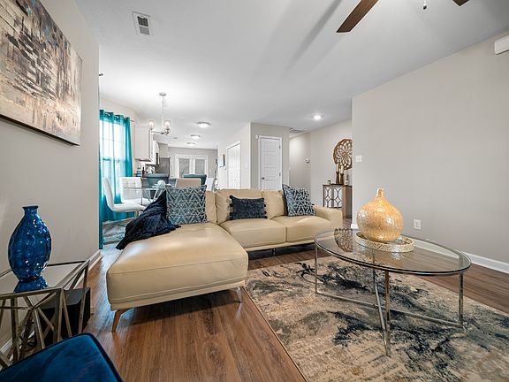 5th image of 638 Stowe Ct #Kk