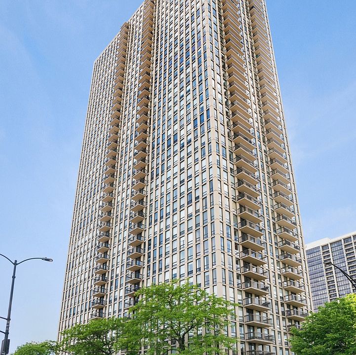 1st image of 1660 N La Salle St #412