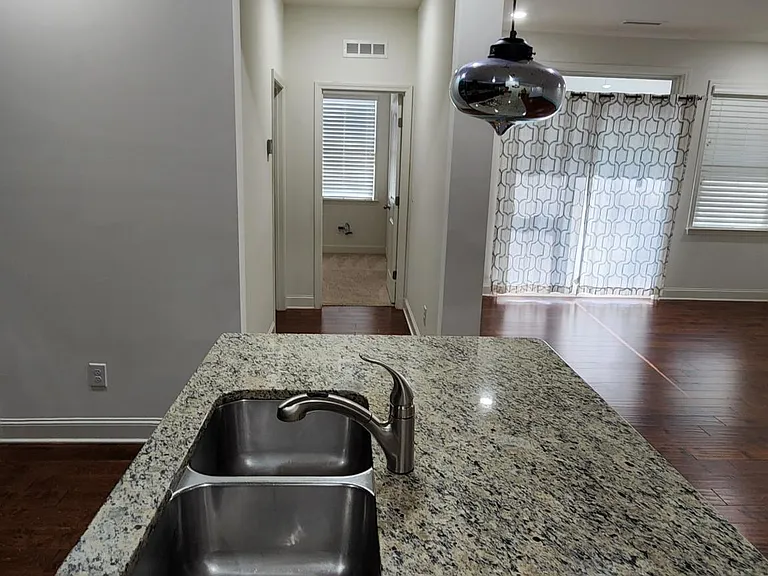 1607 Cary Reserve Dr — Photo 23