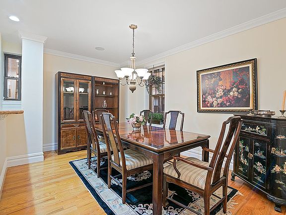 3rd image of 65 E 96th St APT 1D