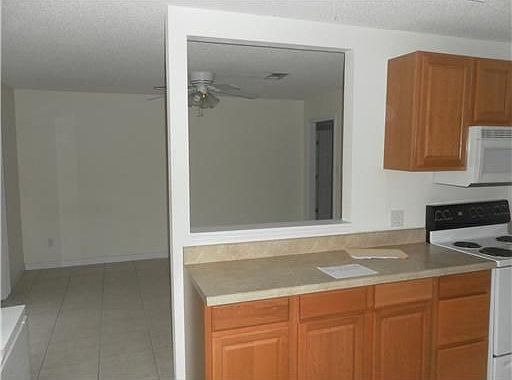 3rd image of 112 Ashford Ct