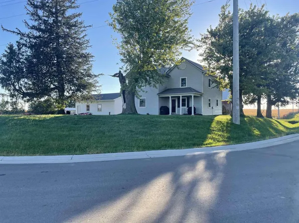 2889 County Road H, Cuba City, WI 53807