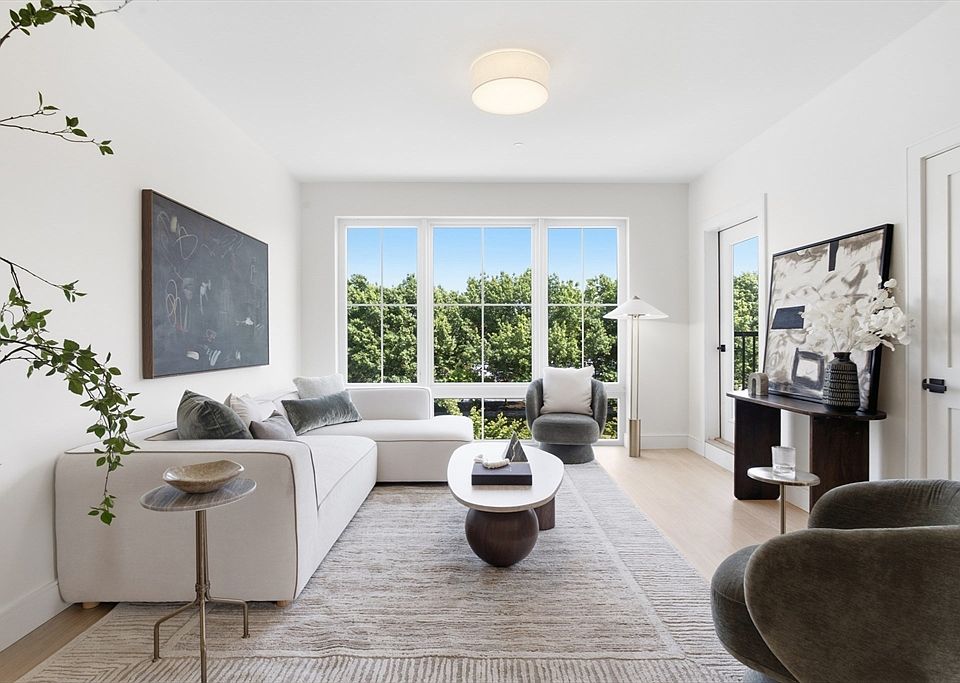 1st image of 28 Geneva St #Penthouse 402