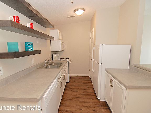2nd image of 1200 W Bethel Ave #2
