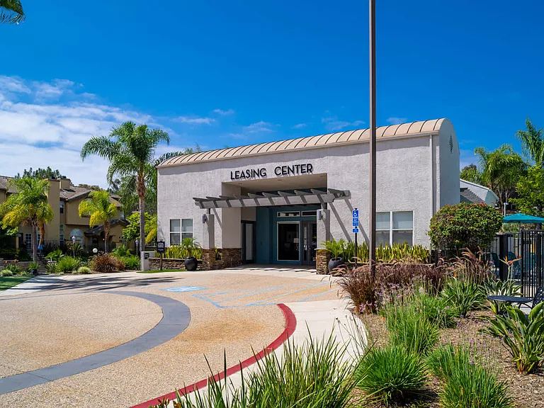 Leasing Center