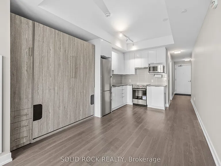 530 De Mazenod Ave #201 — Photo 7