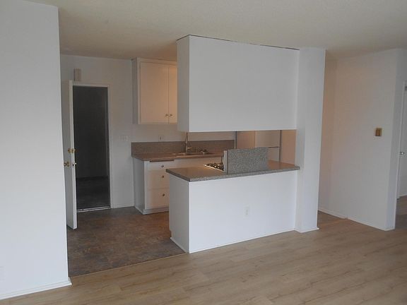 114 KITCHEN