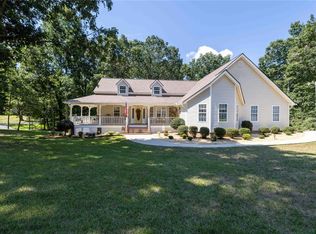 2851 Woodbriar Dr, Gainesville, GA 30506