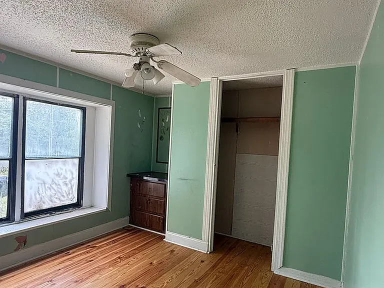 3503 Lee Road 166 — Photo 4