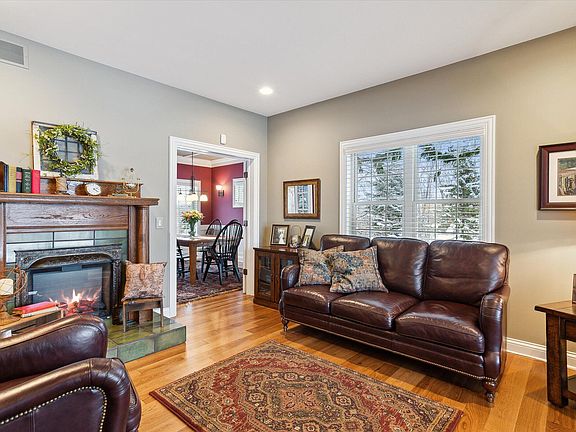 5th image of 1876 Westbourne Ct