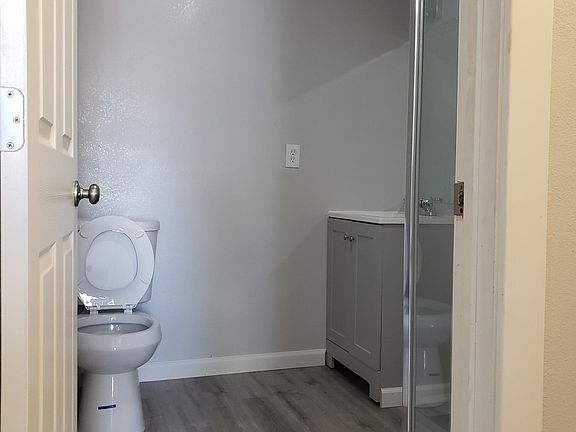 4th image of 745 5th St #A