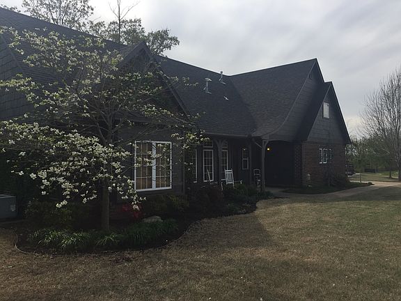 2nd image of 3526 Crestview Ln