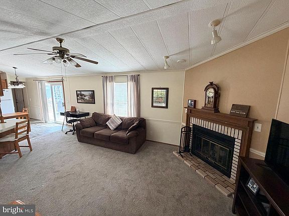 3rd image of 2917 E High St Unit 59