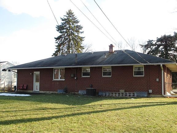 4th image of 398 Ottawa Ave