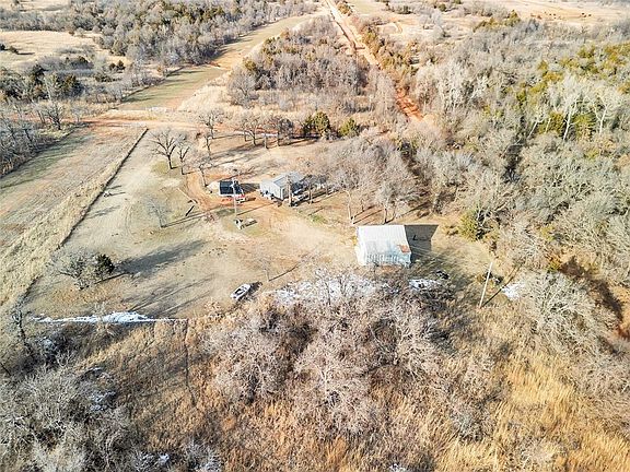 4th image of 4251 E Camp Dr