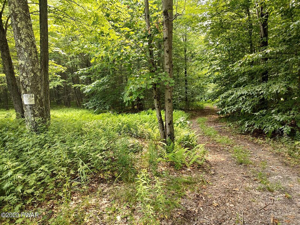 2nd image of 22 Horseshoe Dr