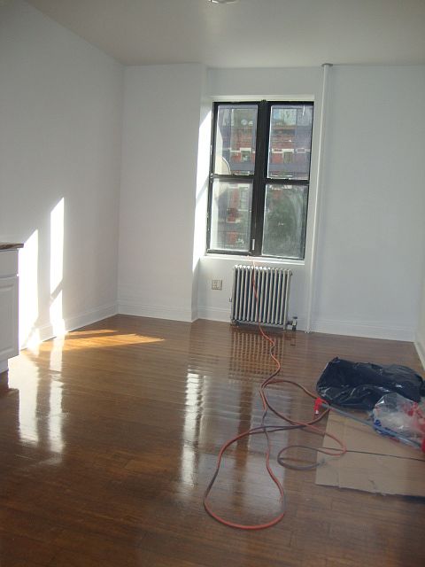 1st image of 541 W 49th St APT 40