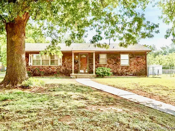 1401 E Cedar Dr, Stillwater, OK 74075