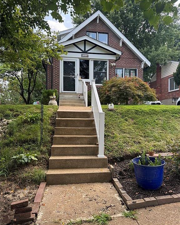2nd image of 7312 Wellington Ave