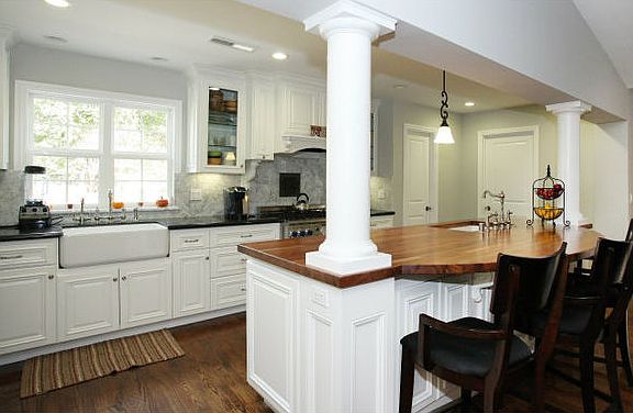 2nd image of 15530 Benedict Ln