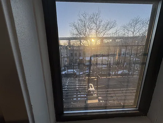 Rented by Gravity Real Estate Advisors | media 13