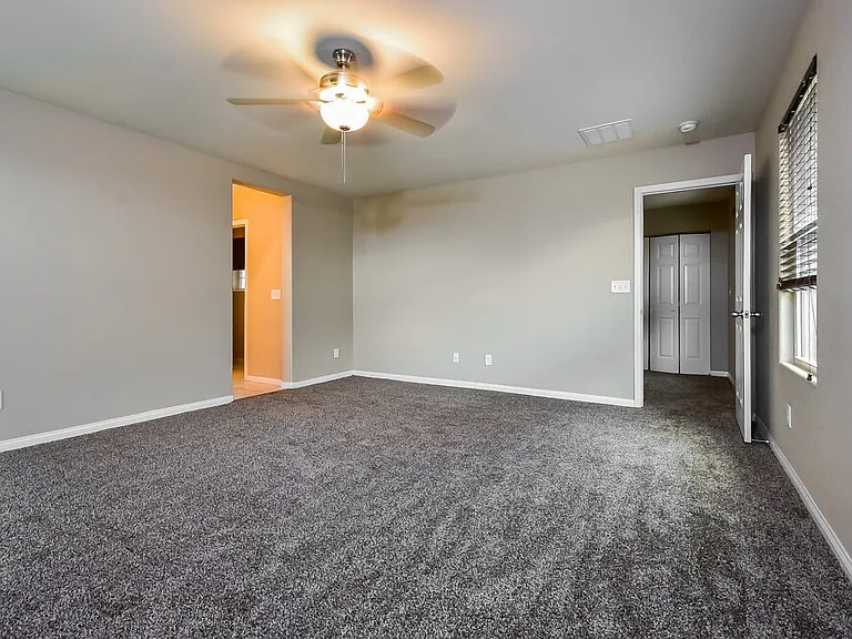 10549 Seasonable Dr — Photo 10