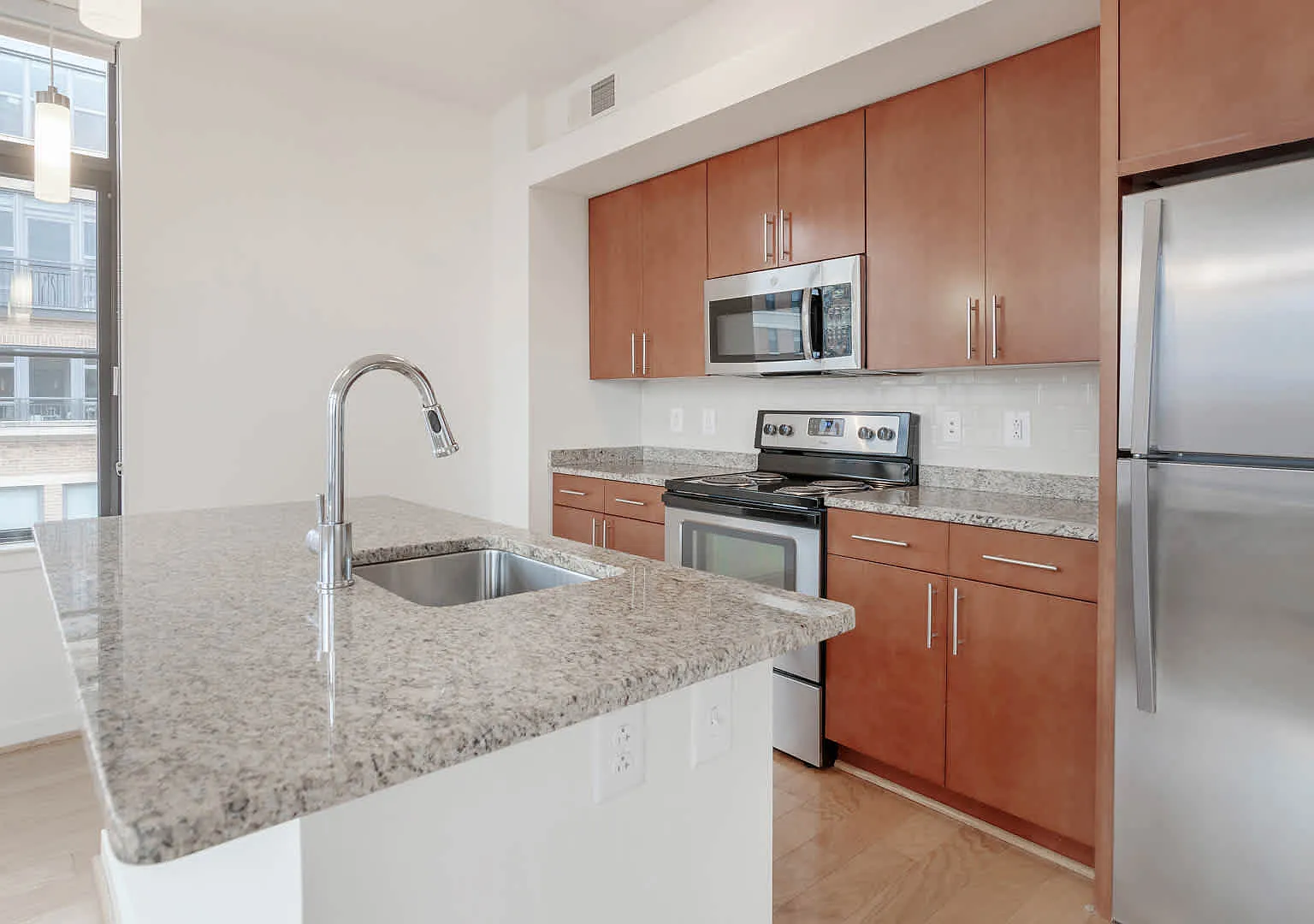 1111 Belle Pre — Photo 4
