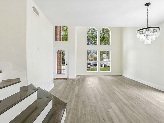 5th image of 7108 Cadillac Blvd