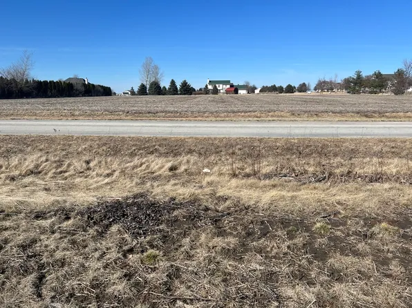 23 W Kc Ln, Manteno, IL 60950