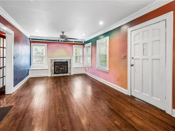 5007 Lydia Ave, Kansas City, MO 64110