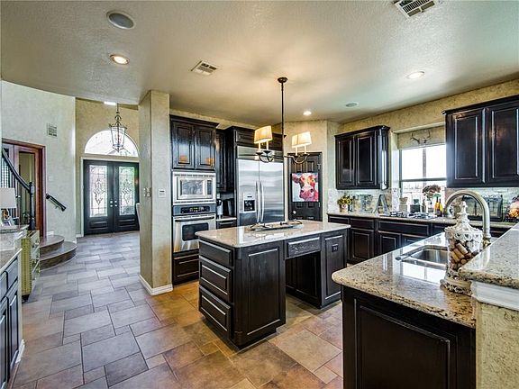 5th image of 6048 Hidden Creek Ln