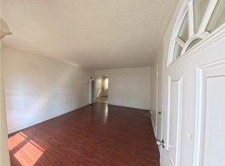 1320 W Parade St, Long Beach, CA 90810