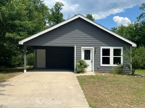 1204 Craddock St, Commerce, TX 75428