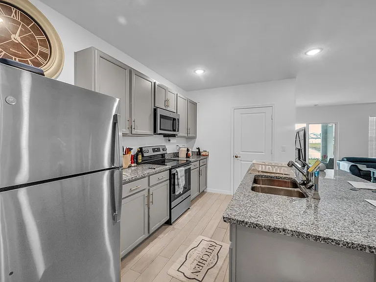 5082 Armina Pl — Photo 5