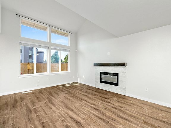 4th image of 8206 47th Ave NE #B