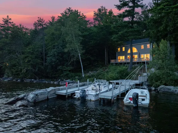 156 Big Barndoor and Lot Island, Alton, NH 03809