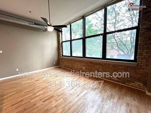 4th image of 1924 N Hubbard St APT 209